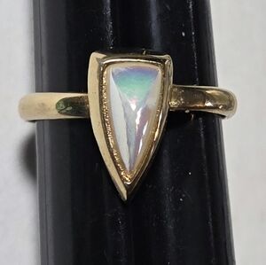 Sarah Coventry "Aurora" Triangle Ring. Sz 8 Adjustable
